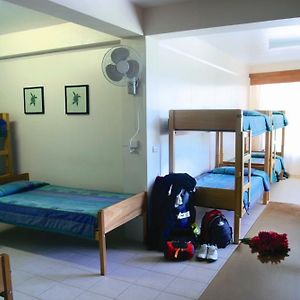 Bed Mixed Dormitory Room Fan